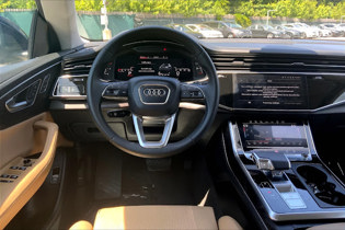 2023 Audi Q8