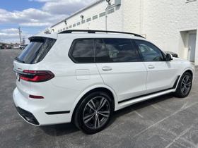 2024 BMW X7