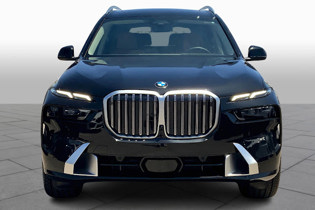 2025 BMW X7