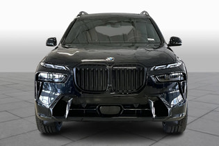 2025 BMW X7