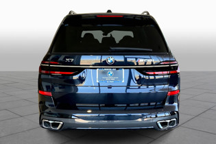 2025 BMW X7