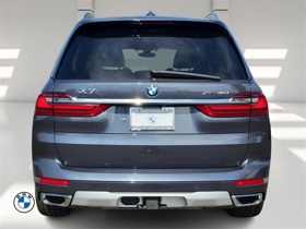 2021 BMW X7