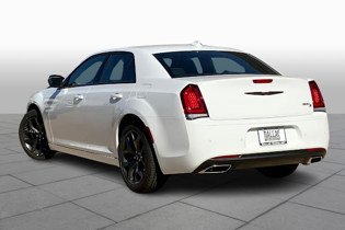 2023 Chrysler 300