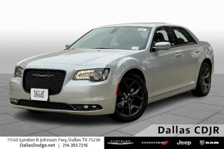 2023 Chrysler 300