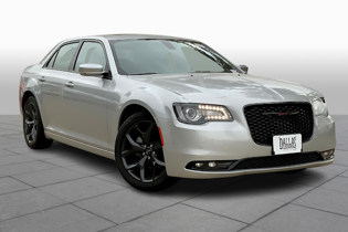 2023 Chrysler 300