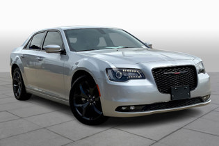 2023 Chrysler 300