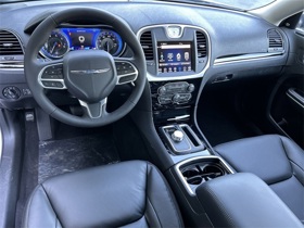 2023 Chrysler 300