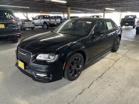 2023 Chrysler 300