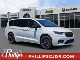 2024 Chrysler Pacifica