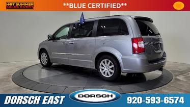 2016 Chrysler Town &amp; Country