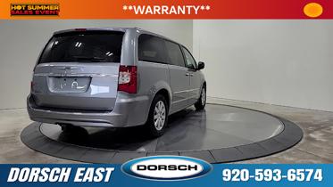 2016 Chrysler Town &amp; Country