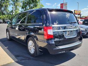 2015 Chrysler Town &amp; Country