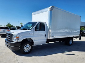 2023 Ford E-450SD