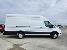 2023 Ford E-Transit-350