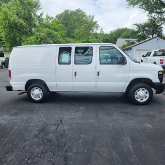 2008 Ford Econoline Cargo Van