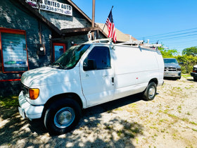 2005 Ford Econoline Cargo Van