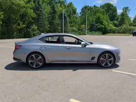 2025 Genesis G70