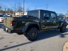 2024 Jeep Gladiator