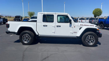 2024 Jeep Gladiator