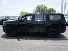 2022 Jeep Grand Wagoneer