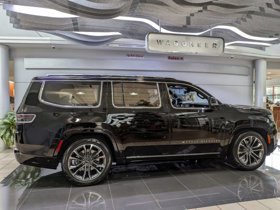 2023 Jeep Grand Wagoneer