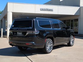 2023 Jeep Grand Wagoneer L