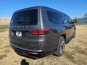 2023 Jeep Wagoneer L