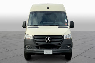 2024 Mercedes Benz Sprinter