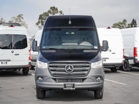 2024 Mercedes Benz Sprinter