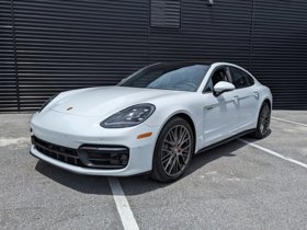 2023 Porsche Panamera