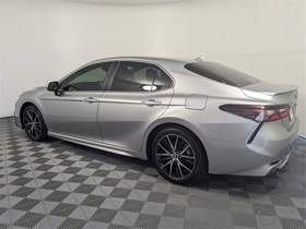 2024 Toyota Camry Hybrid