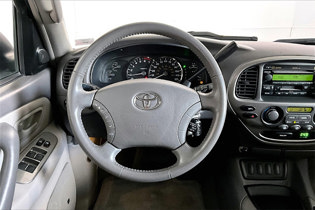 2005 Toyota Sequoia