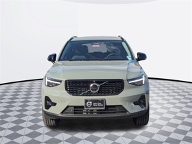 2024 Volvo XC40