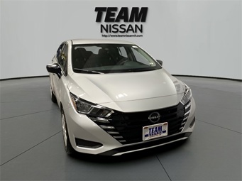 2024 Nissan Versa model image