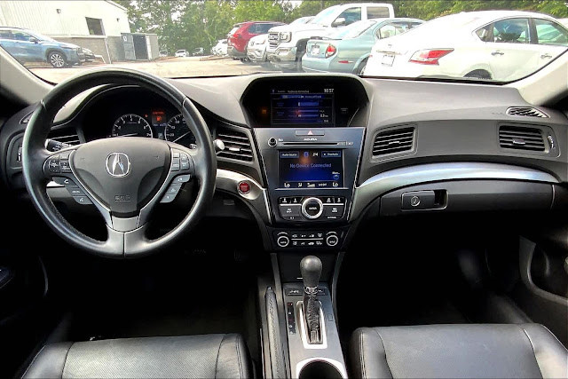 2018 Acura ILX w/Premium Pkg