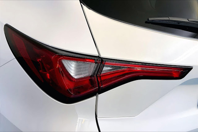 2022 Acura MDX BASE