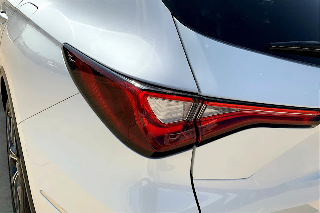 2023 Acura MDX w/Technology Package