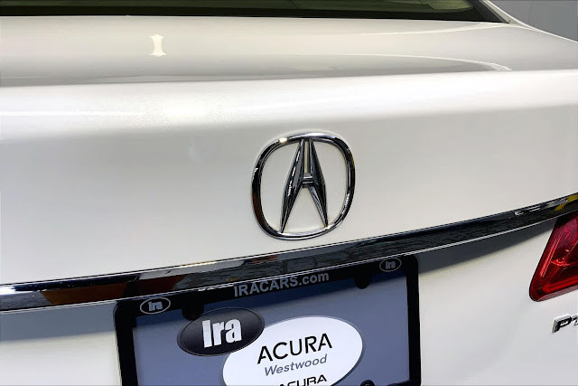 2017 Acura RLX w/Technology Pkg