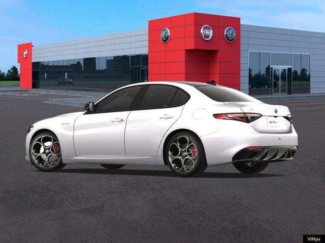 2024 Alfa Romeo Giulia Veloce