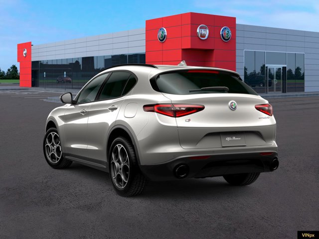 2022 Alfa Romeo Stelvio Sprint