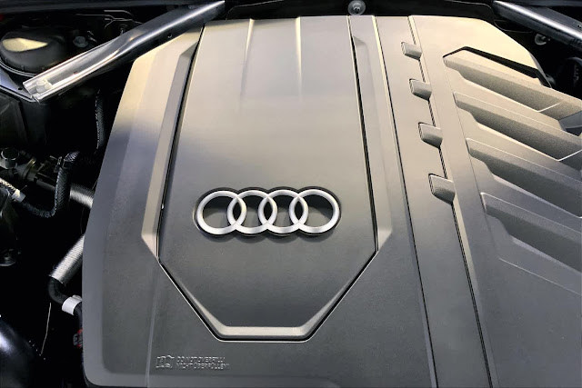 2024 Audi A4 S line Premium