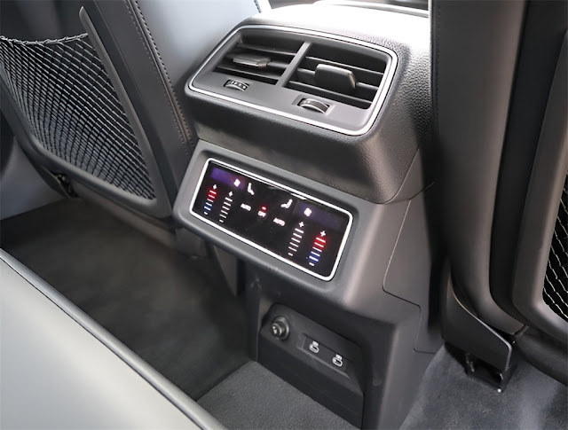 2023 Audi e-tron Premium