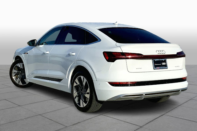 2022 Audi e-tron Sportback S line Premium Plus