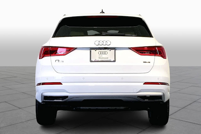 2024 Audi Q3 Premium