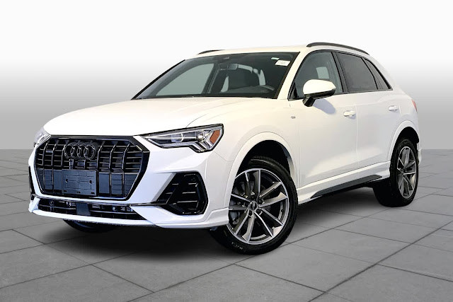 2024 Audi Q3 S line Premium