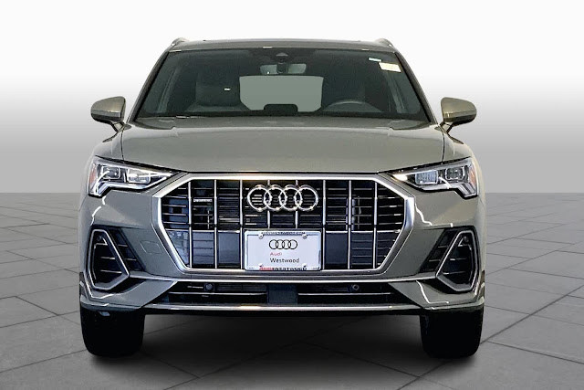 2024 Audi Q3 S line Premium