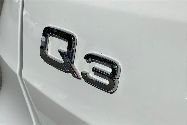 2021 Audi Q3 S line Premium Plus