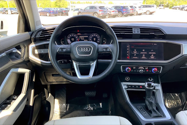 2021 Audi Q3 S line Premium Plus