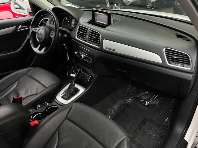 2017 Audi Q3 2.0T quattro Premium Plus AWD 2.0 TFSI Premium quattro AWD