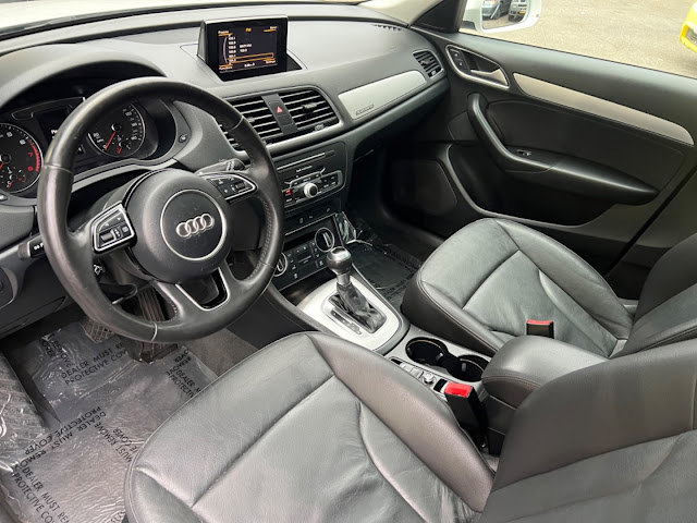 2017 Audi Q3 2.0T quattro Premium Plus AWD 2.0 TFSI Premium quattro AWD